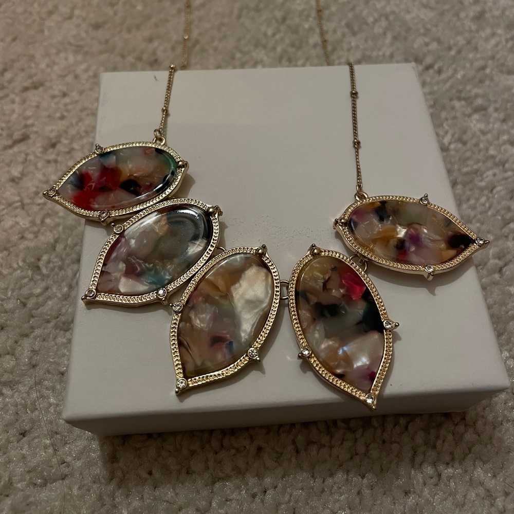 Necklace - Picture 2 of 3